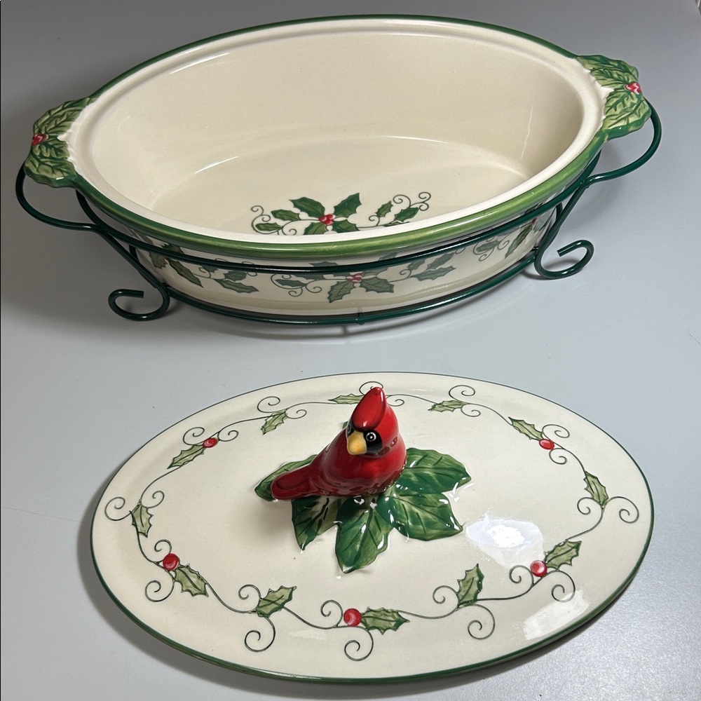 Temptations Cardinal Holiday Casserole Dish Set with Holly and Berry Accents - Picture 4 of 13